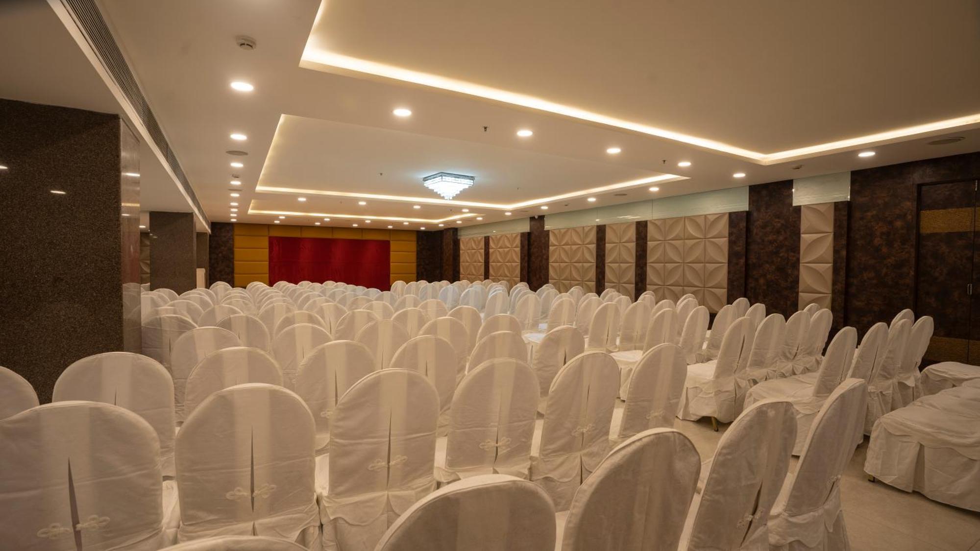 Grand Continent Secunderabad A Sarovar Portico Affiliate Hotel ภายนอก รูปภาพ