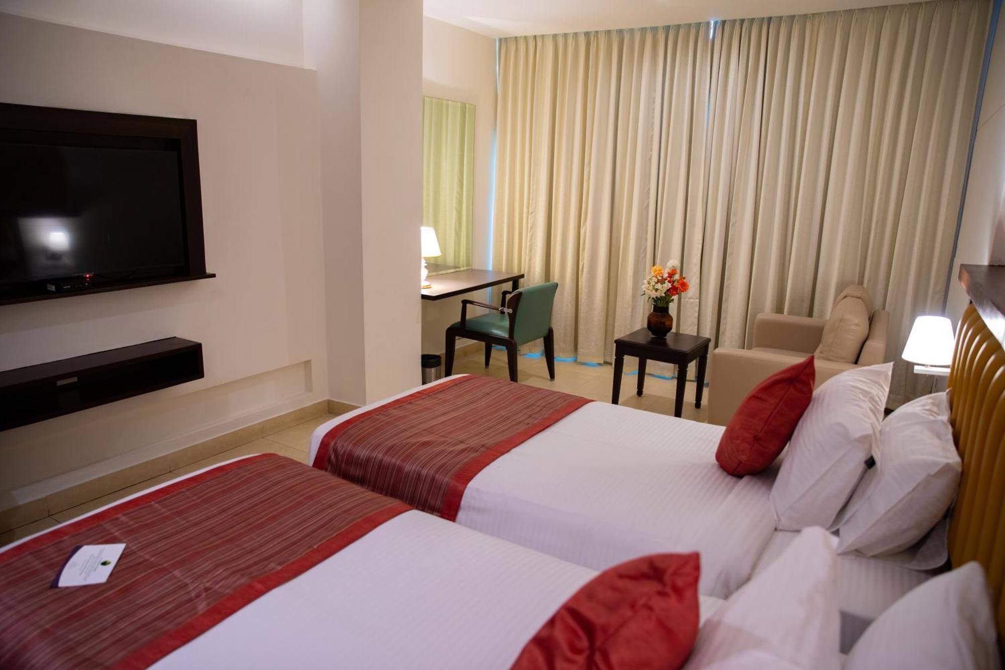 Grand Continent Secunderabad A Sarovar Portico Affiliate Hotel ภายนอก รูปภาพ